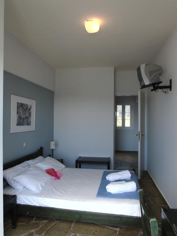Mely Hotel Kapsálion エクステリア 写真