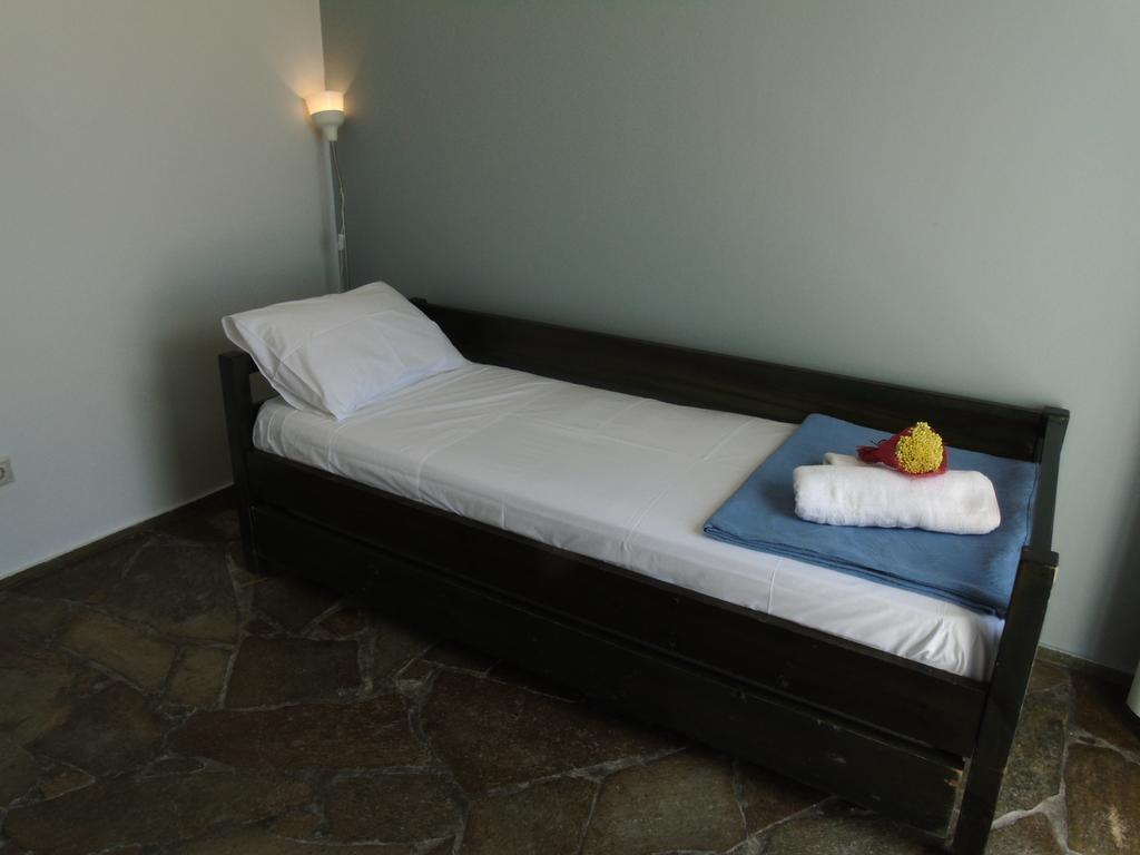 Mely Hotel Kapsálion エクステリア 写真
